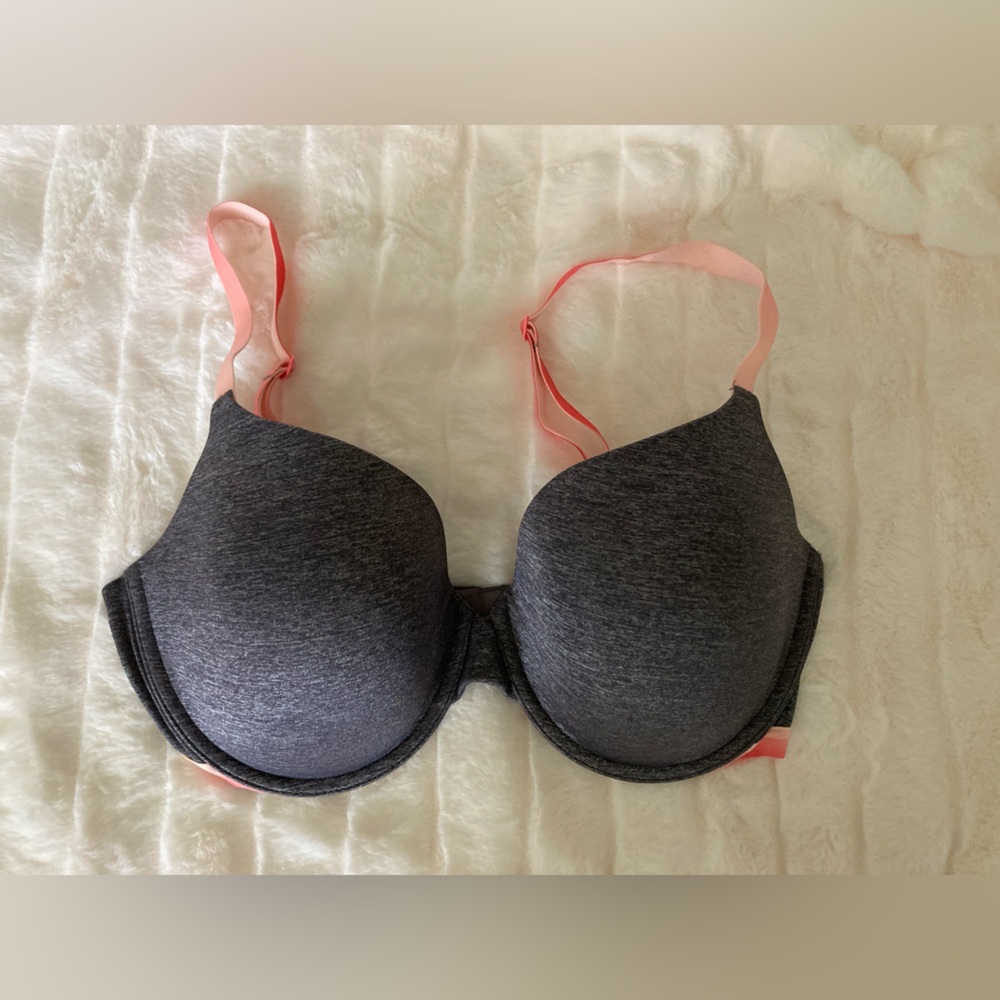 Victoria's Secret Uplift Semi Demi Bra - size 38D
